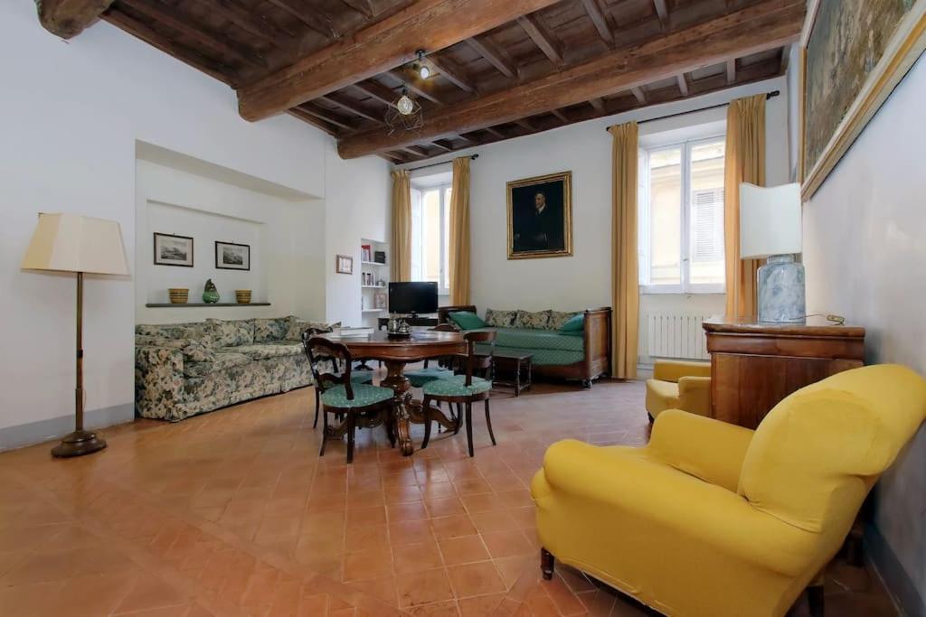 Navona Elegant Two Bedroom Apartment Рим Экстерьер фото
